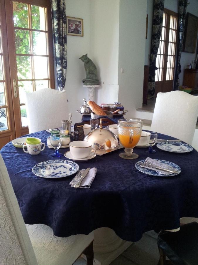 Mons  Roubies Bed & Breakfast エクステリア 写真